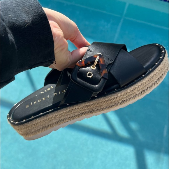 Gianni Bini Crossover Espadrille Slides | 9.5 - Picture 13 of 15
